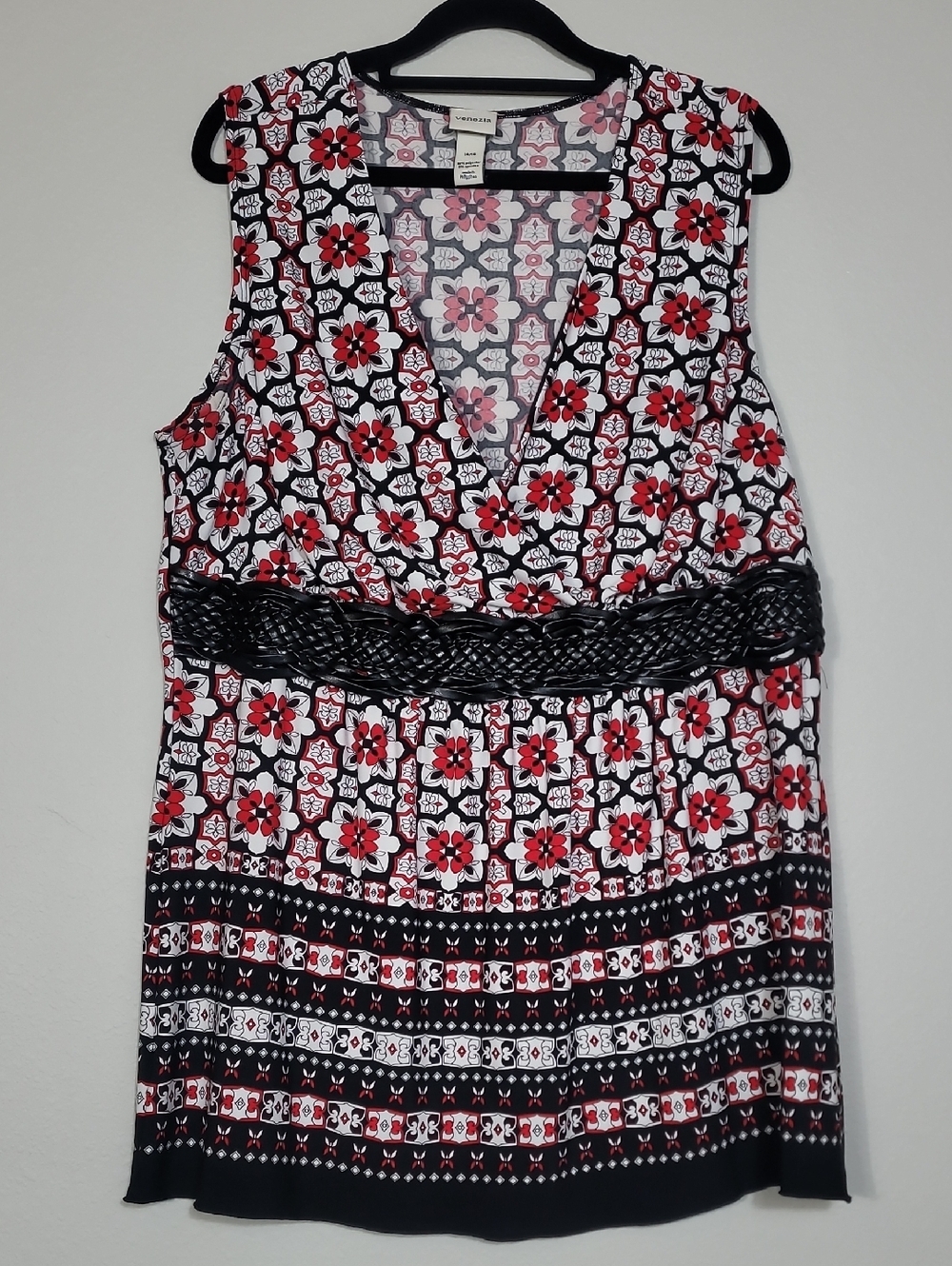 Y2K Venezia Babydoll Tank Top Size L Red Black Geometric Faux Leather Belt